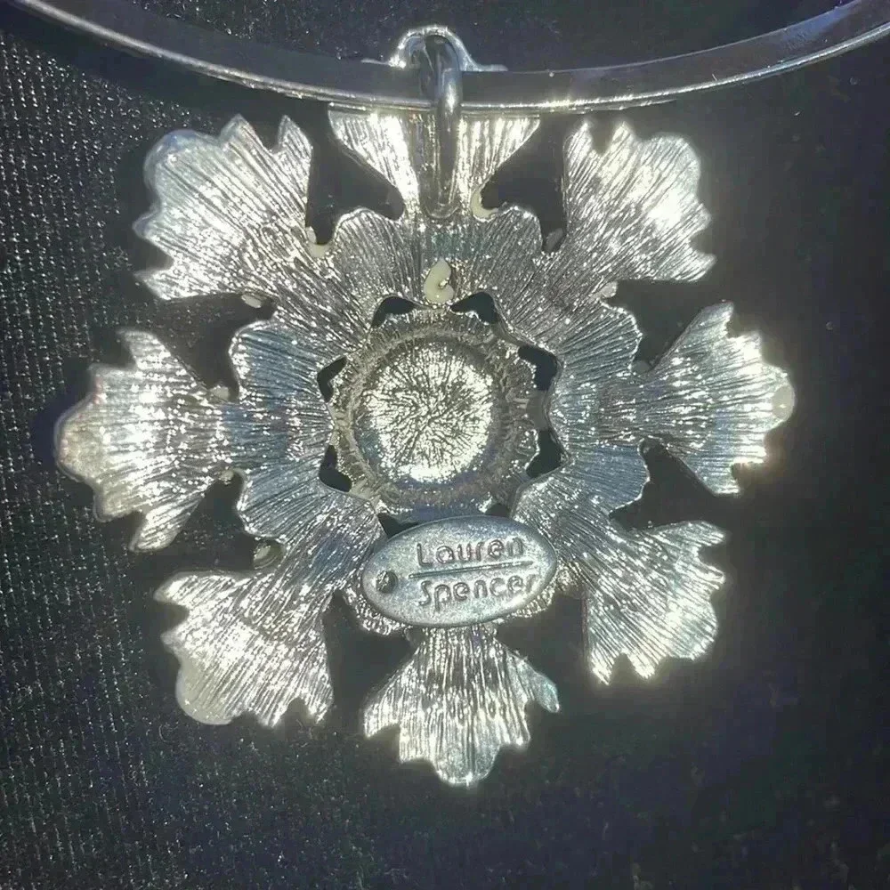 Lauren Spencer pretty snowflake